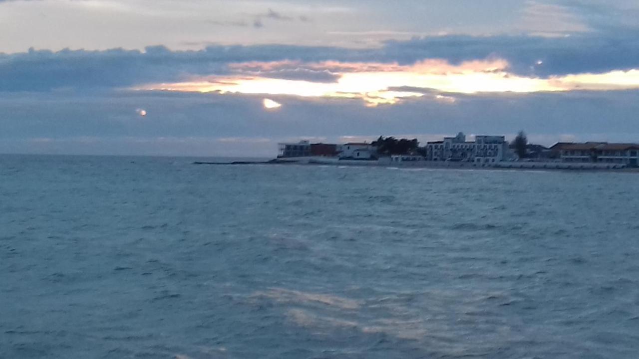 La Maison Du Pecheur La Tranche-sur-Mer Bagian luar foto